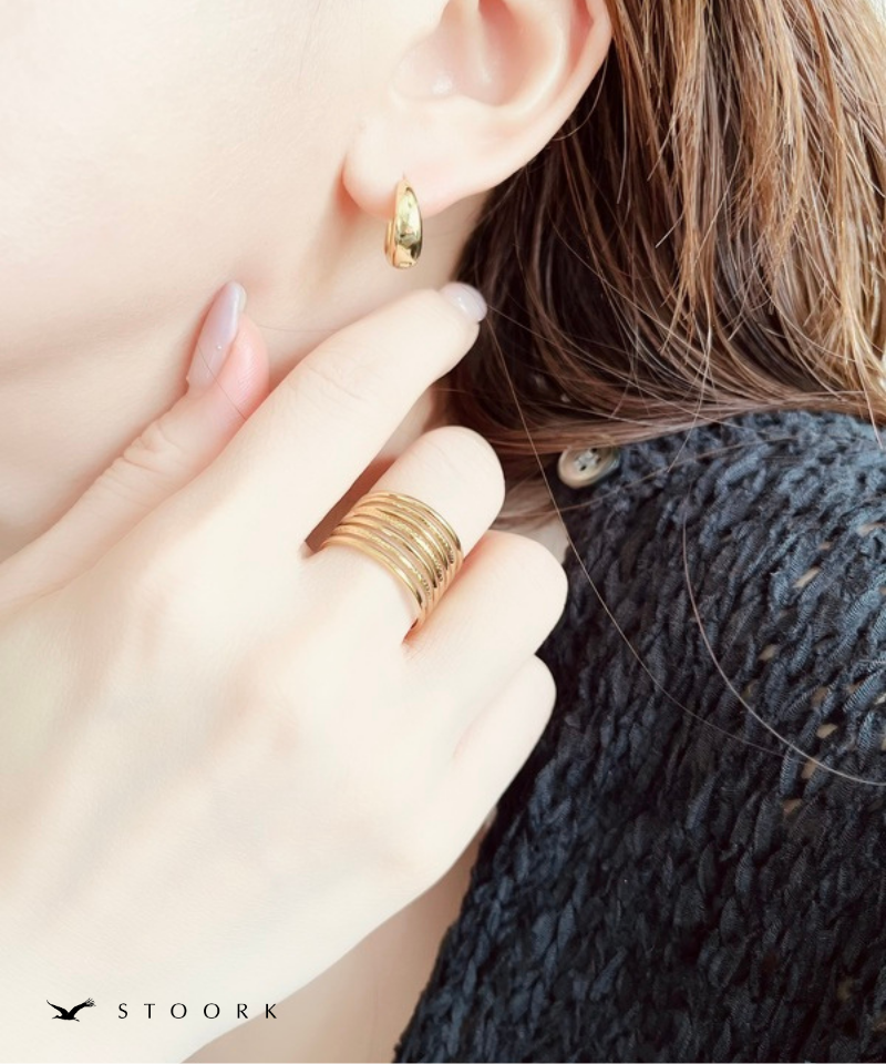Layered Line Ring