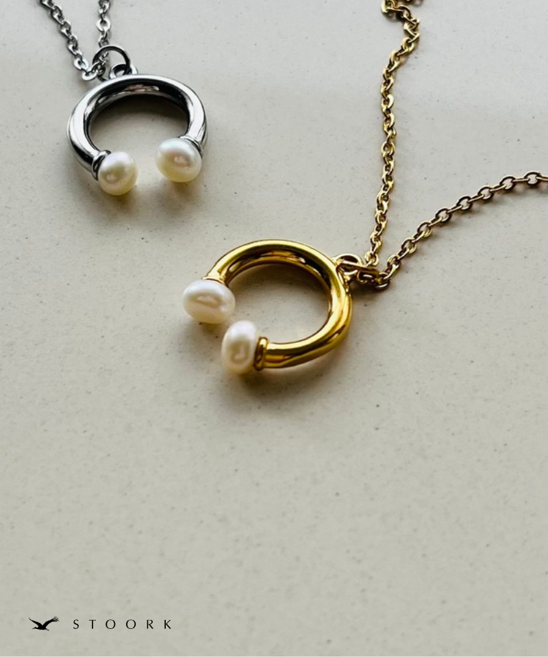 Pearl Horseshoe Necklace