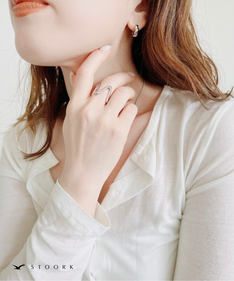 Wave Line Ring