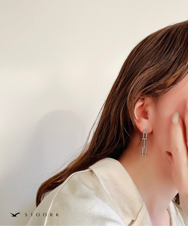 Sleek Junction Pierce