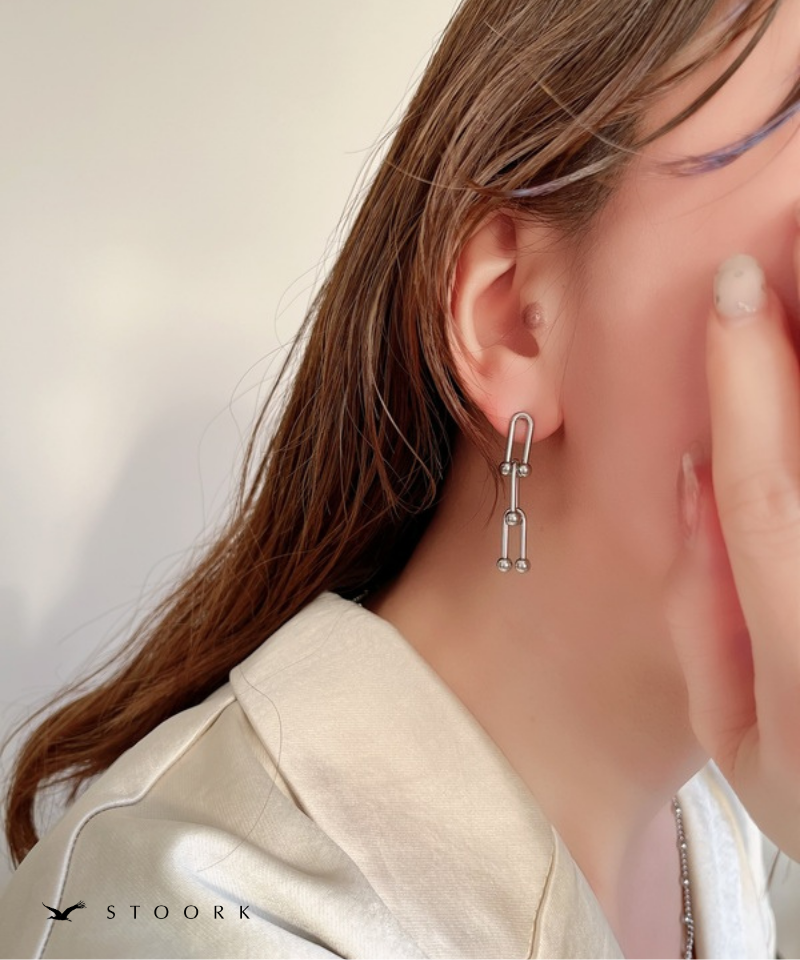 Sleek Junction Pierce