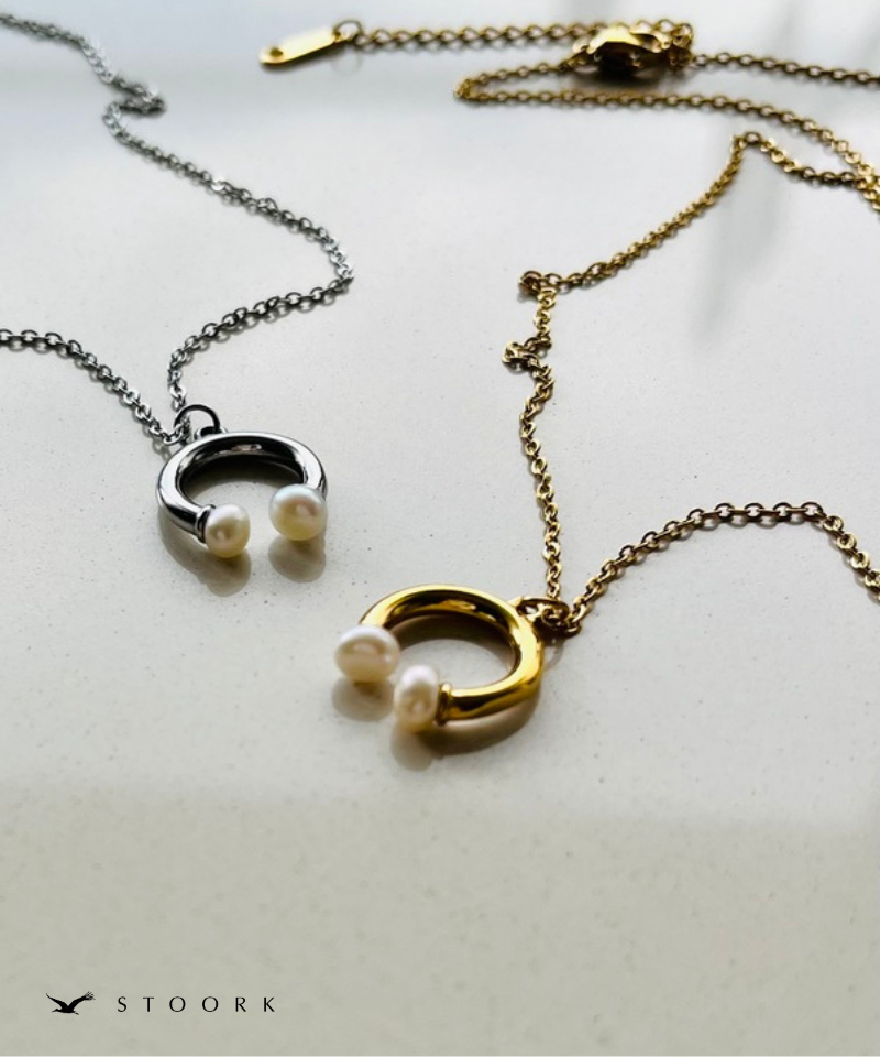 Pearl Horseshoe Necklace