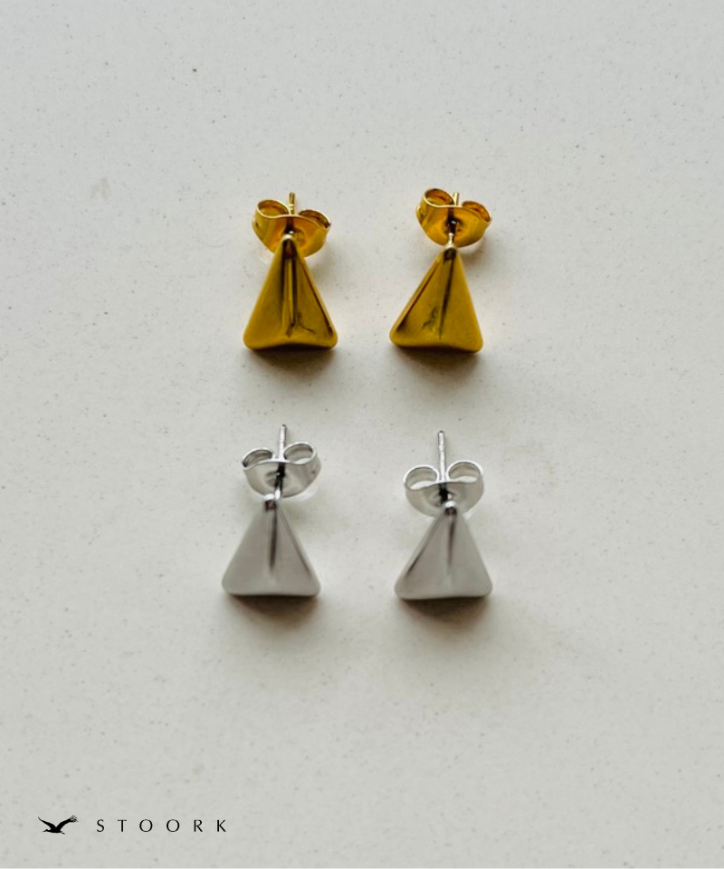 Triangle Studs Pierce
