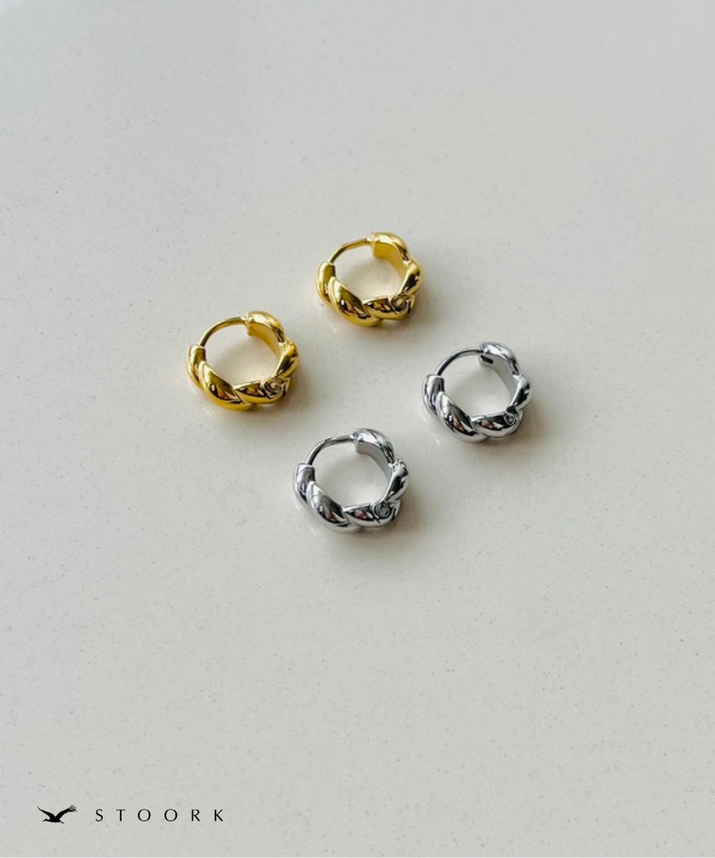 Curve Twist Pierce