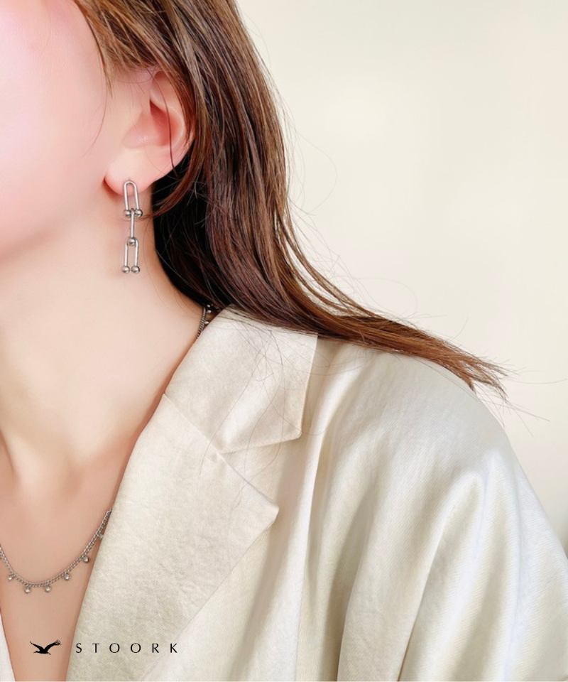 Sleek Junction Pierce