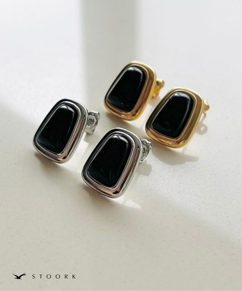 Square Black Stone Pierce