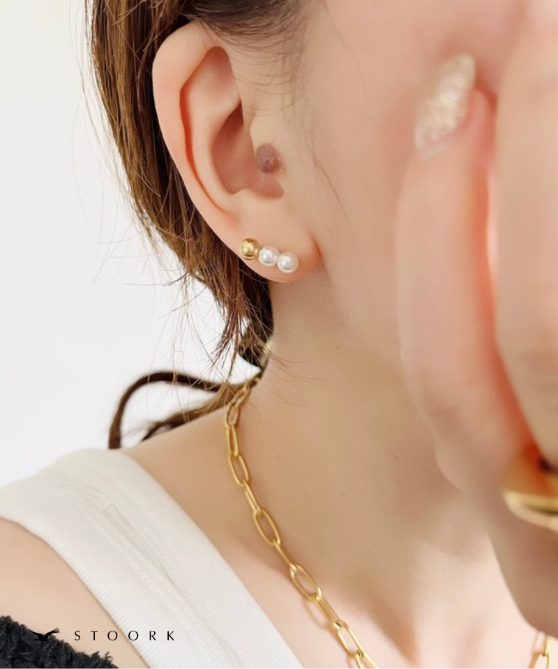 Triple Pearl Bar Pierce