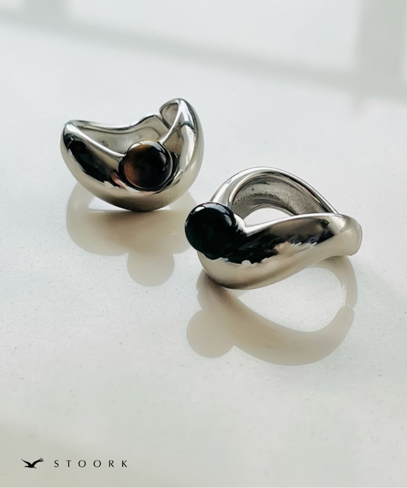 Volume Wave Stone Ring