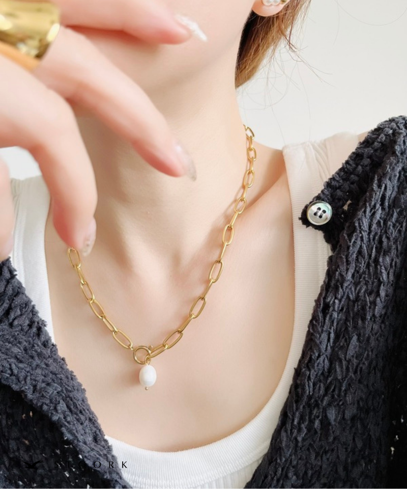 Pearl Paperclip Chain Necklace