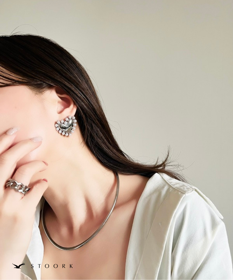 Pearl Frame Heart Pierce