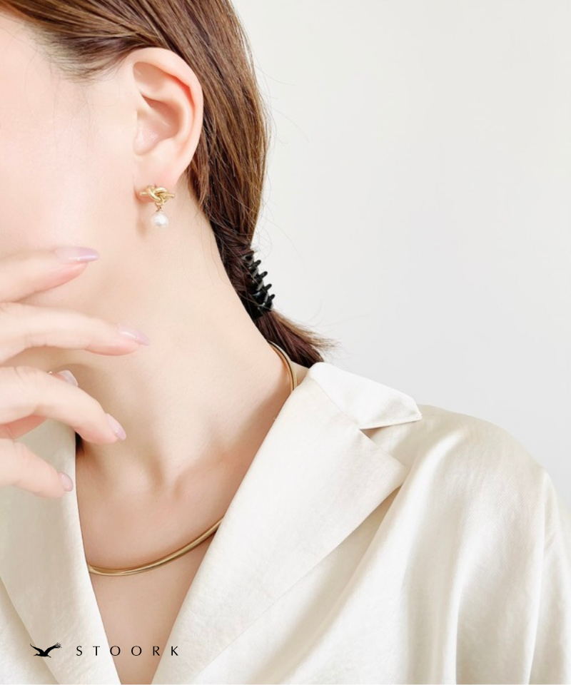Knot Pearl Pierce