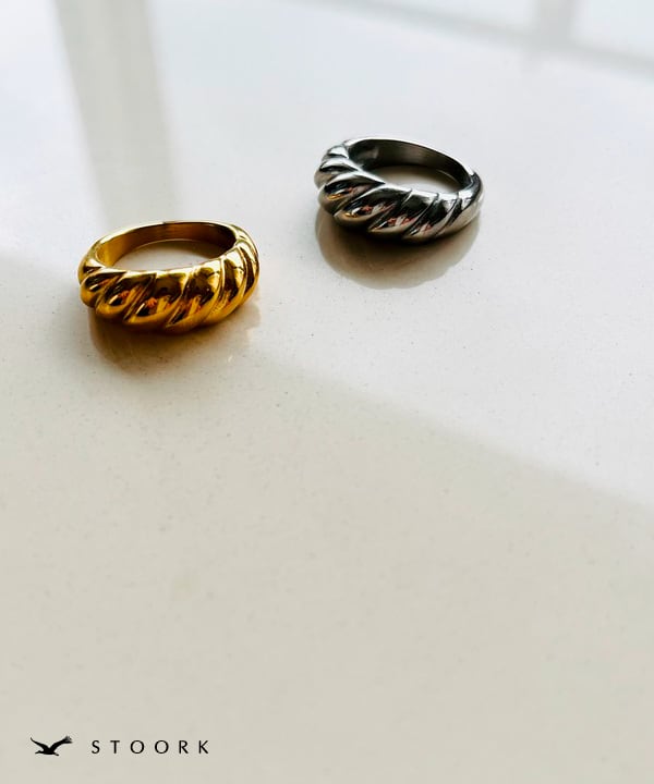 【再入荷】316L Croissant Ring - stoork