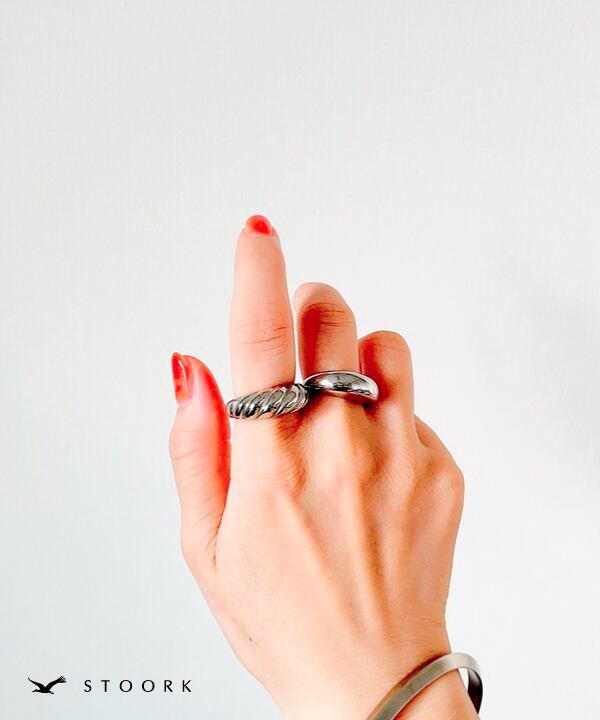 【再入荷】316L Croissant Ring - stoork