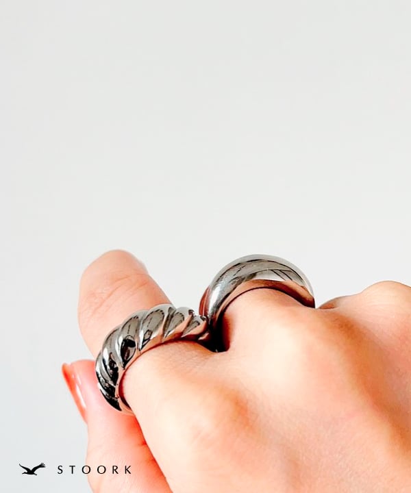 【再入荷】316L Croissant Ring - stoork