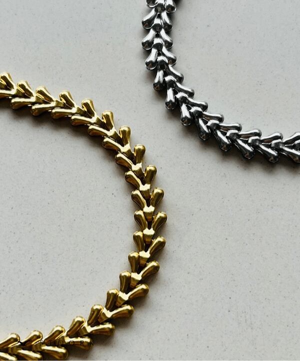 【再入荷】Filled Leaf Chain Necklace