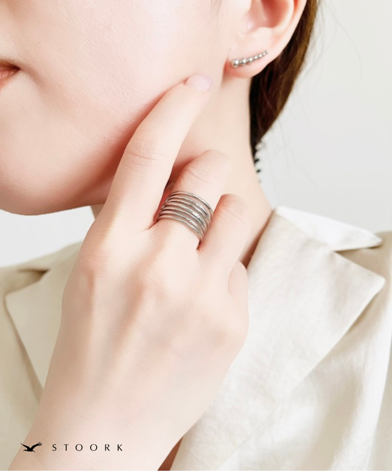 Layered Line Ring