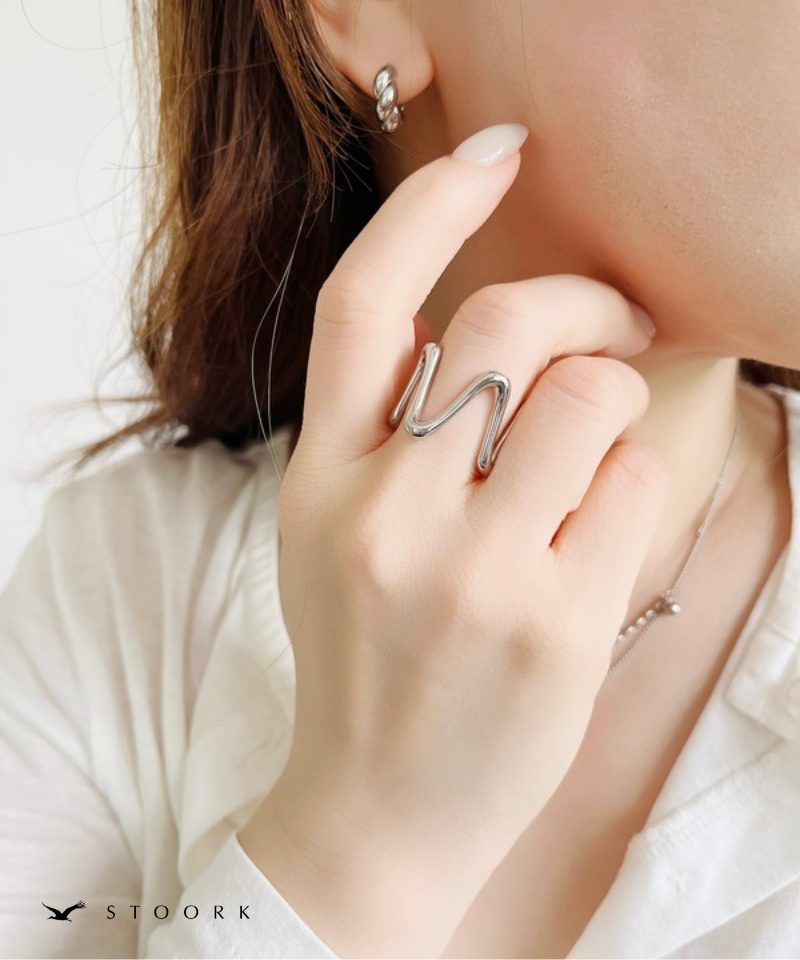 Wave Line Ring