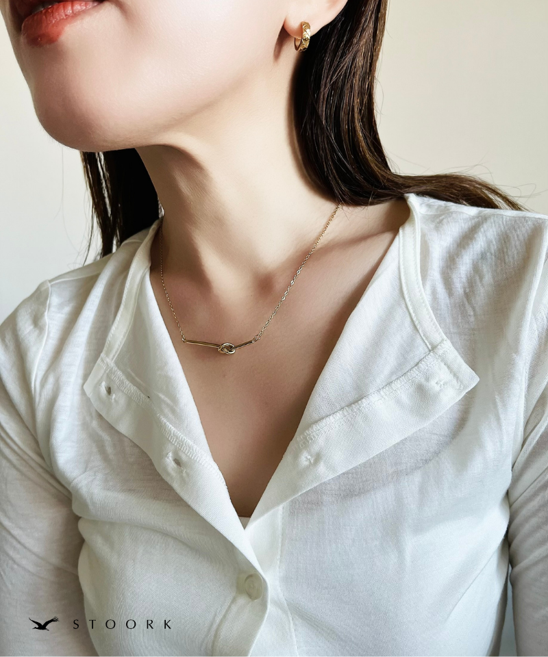Knot Bar Necklace