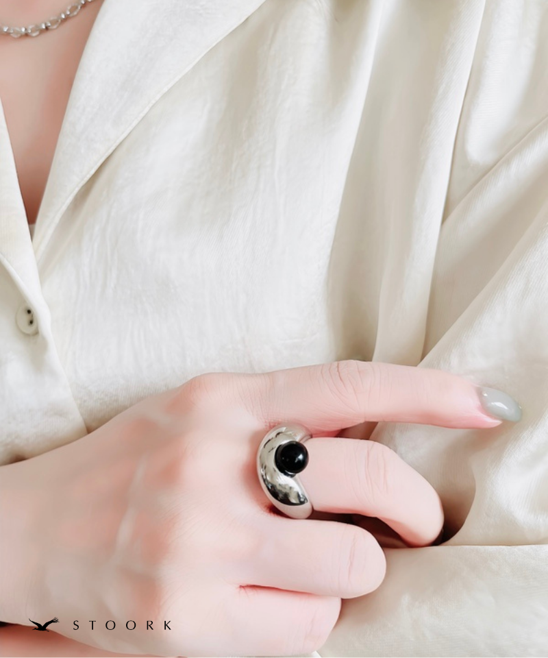 Volume Wave Stone Ring