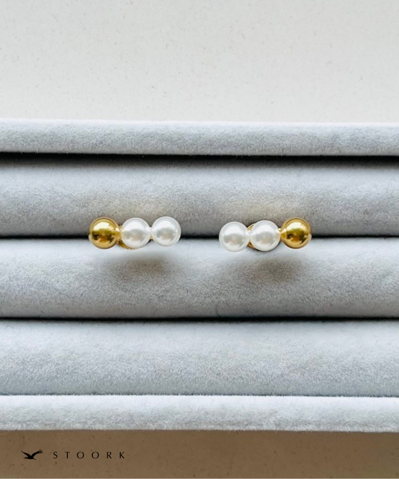 Triple Pearl Bar Pierce