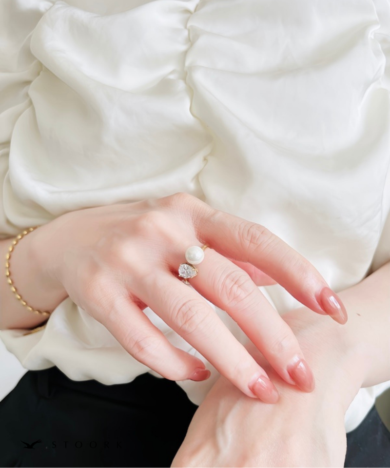 Drop Stone Pearl Ring