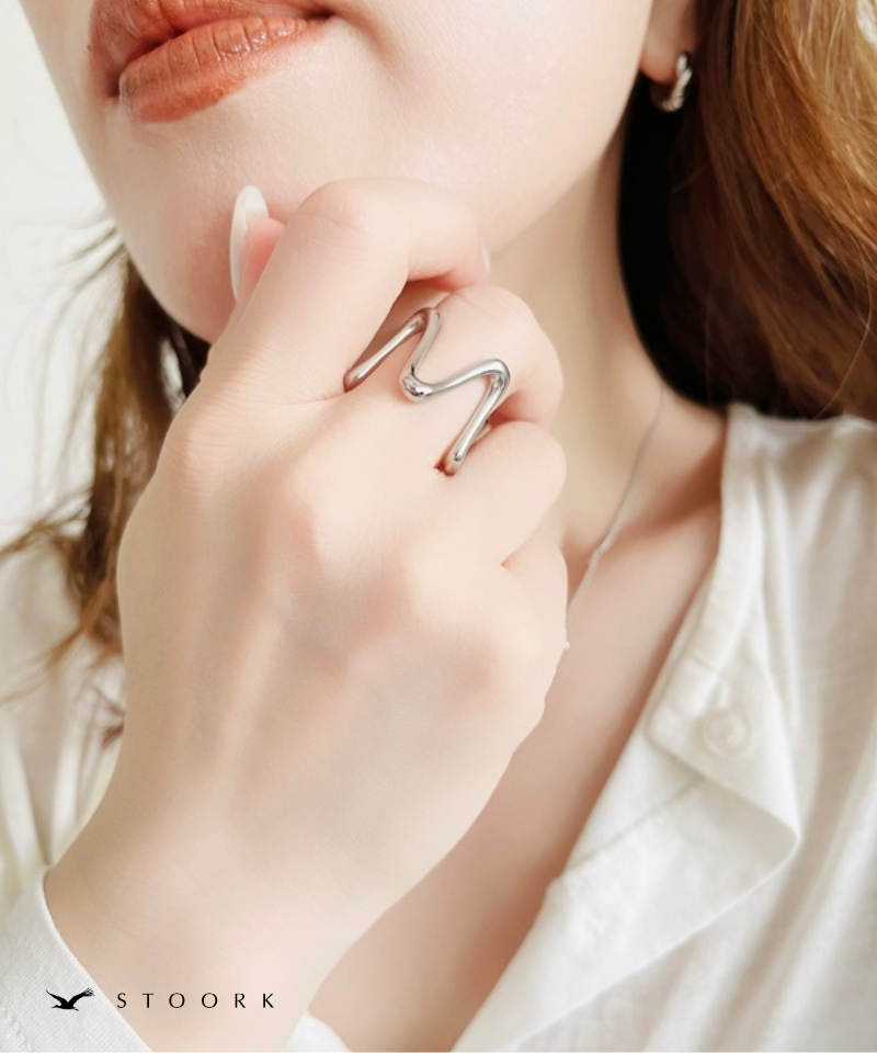 Wave Line Ring