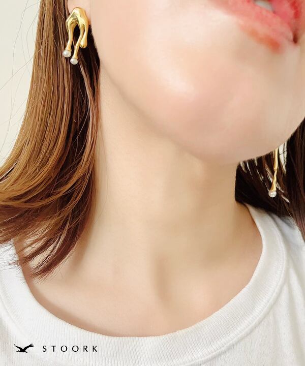 Asymmetry Pearl Pierce