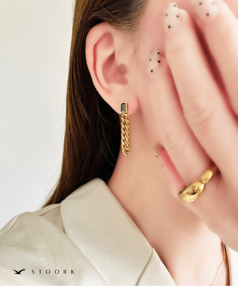 Black Stone Chain Hoop Pierce - stoork