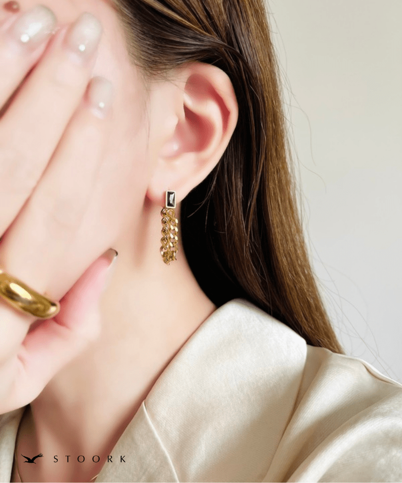 Black Stone Chain Hoop Pierce - stoork