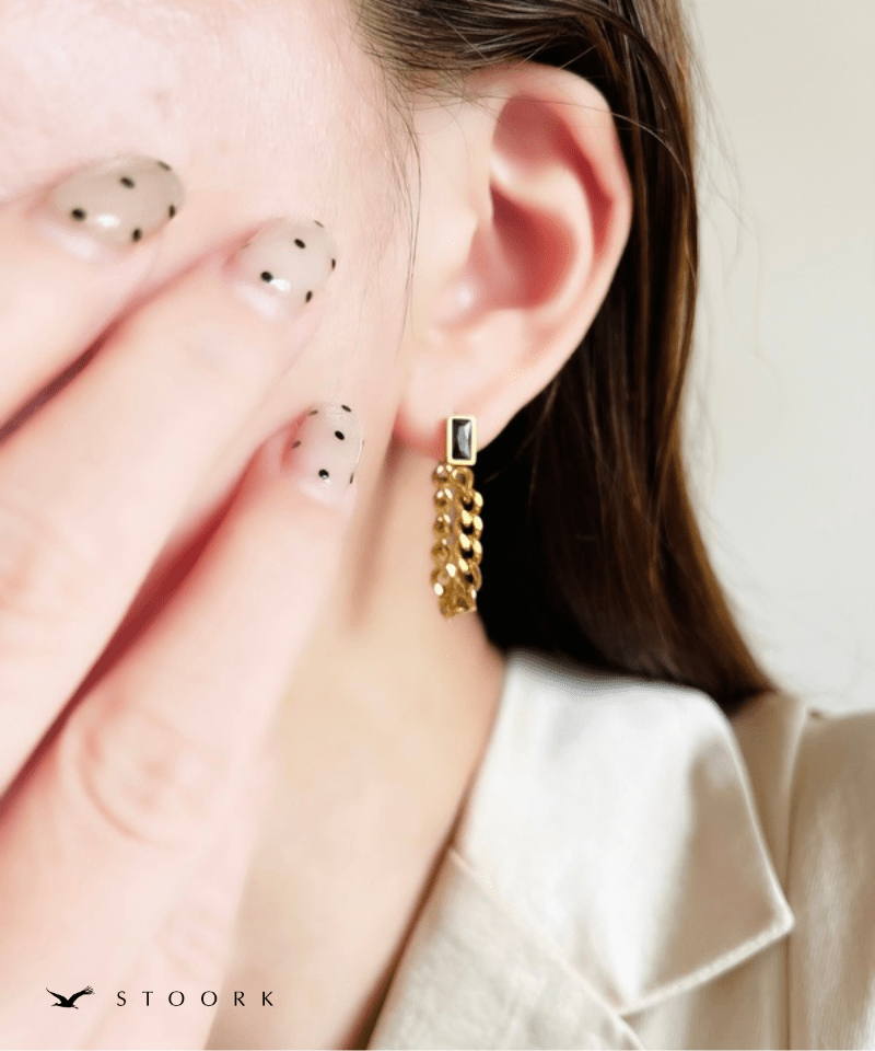 Black Stone Chain Hoop Pierce - stoork