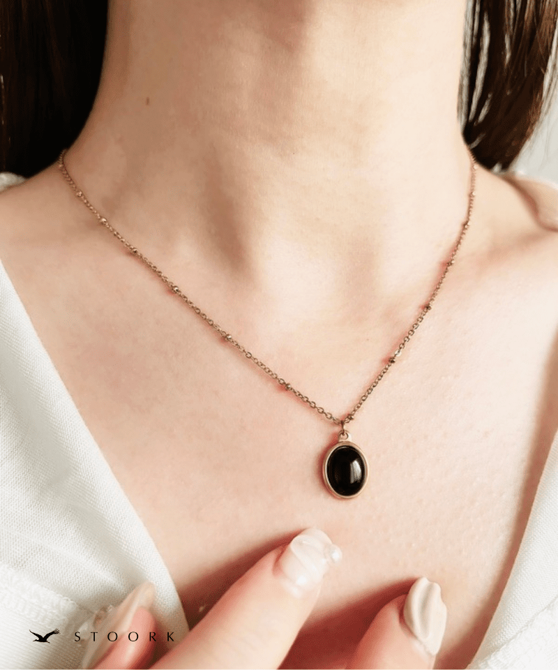 Black Stone Station Necklace - stoork