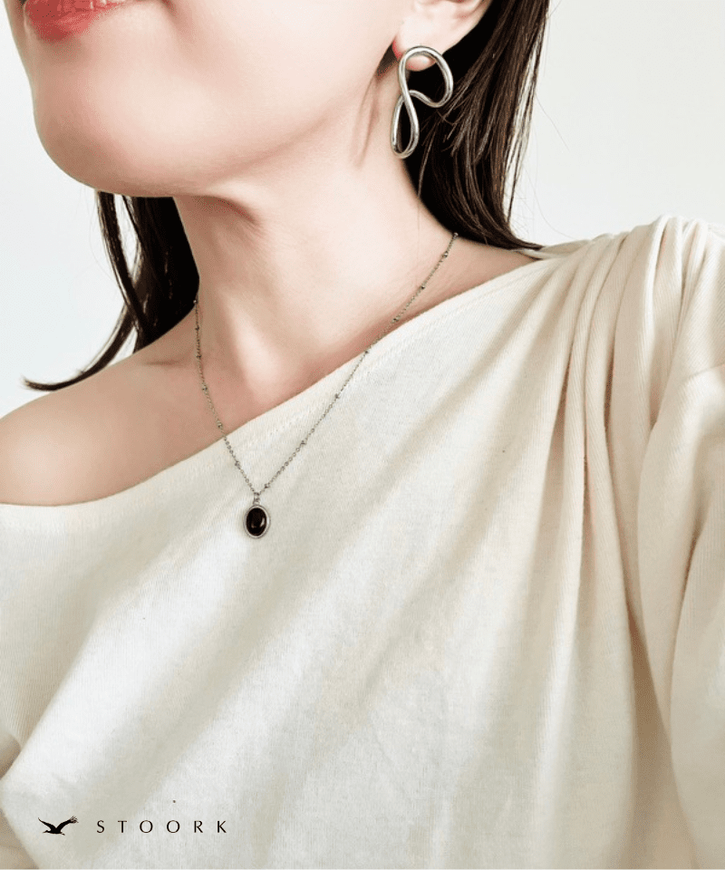 Black Stone Station Necklace - stoork