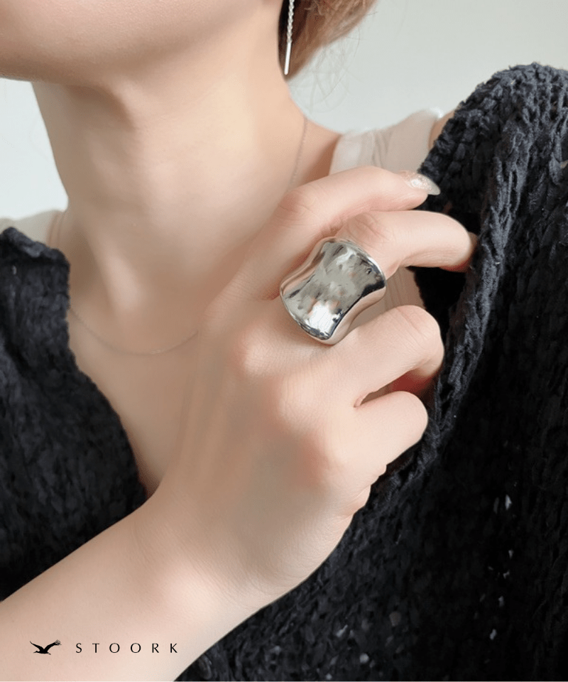 Bold Curve Ring - stoork