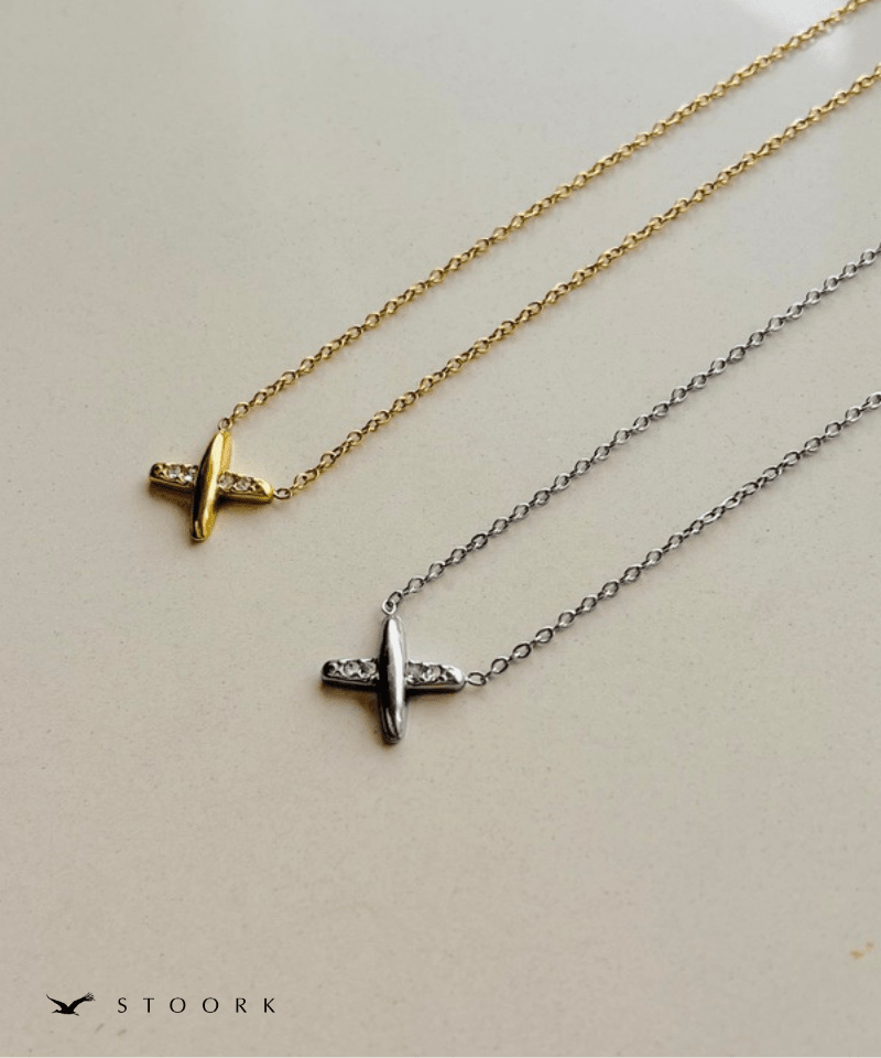 Cross Line Zircon Necklace - stoork