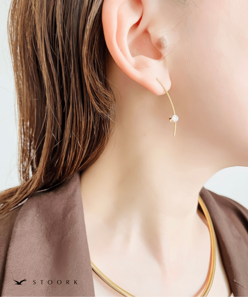Curve Line Pierce - stoork