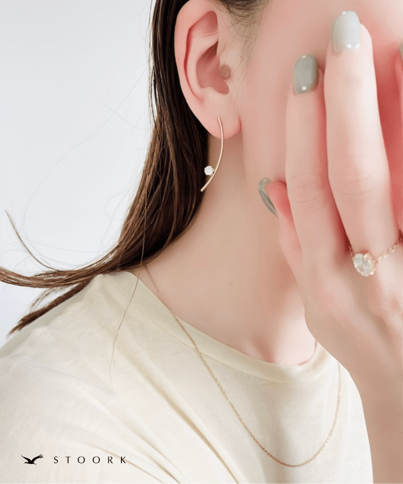 Curve Line Pierce - stoork