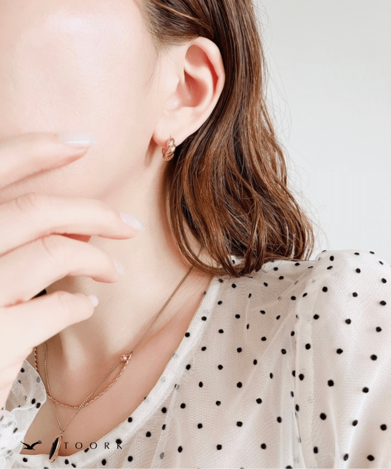 Curve Twist Pierce - stoork
