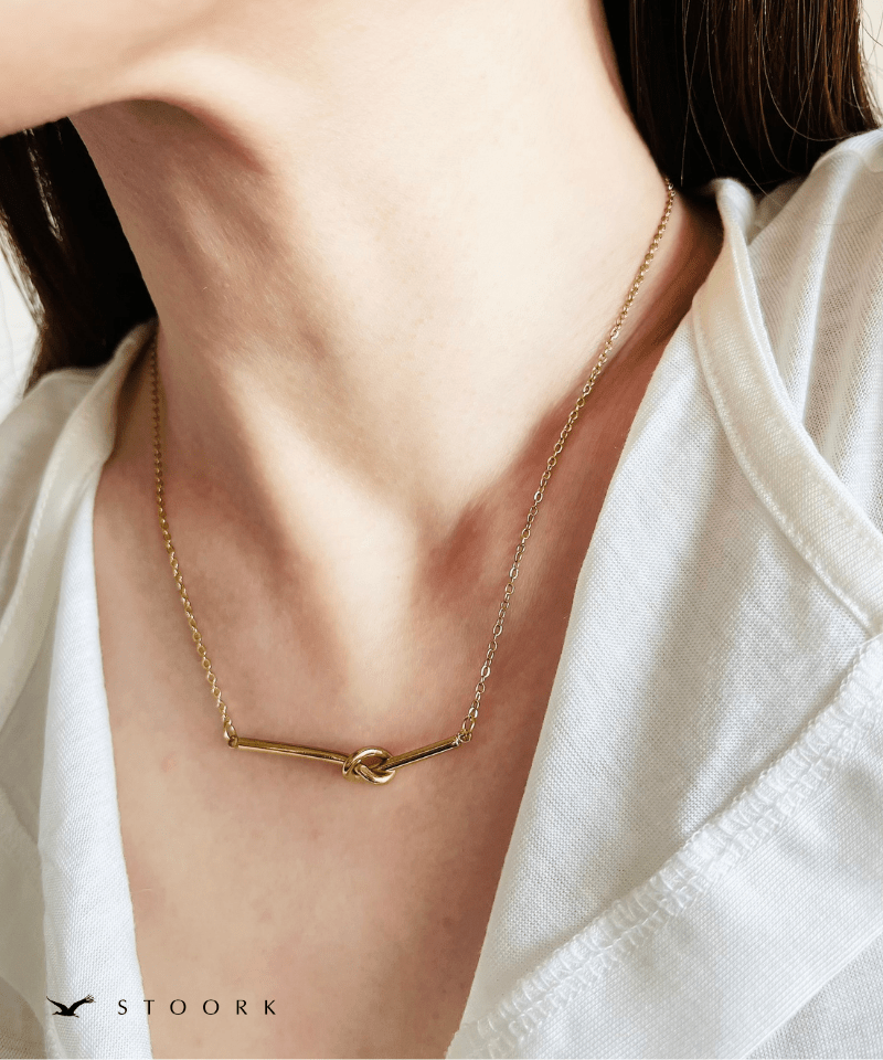Knot Bar Necklace - stoork