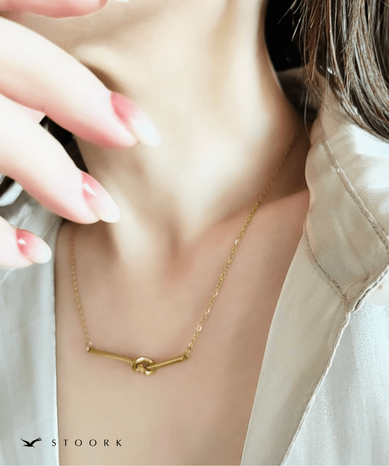 Knot Bar Necklace - stoork