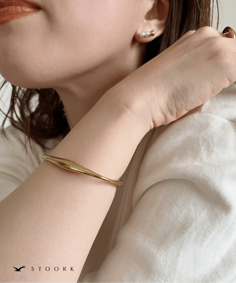 Minimal Nuance Open Bangle - stoork