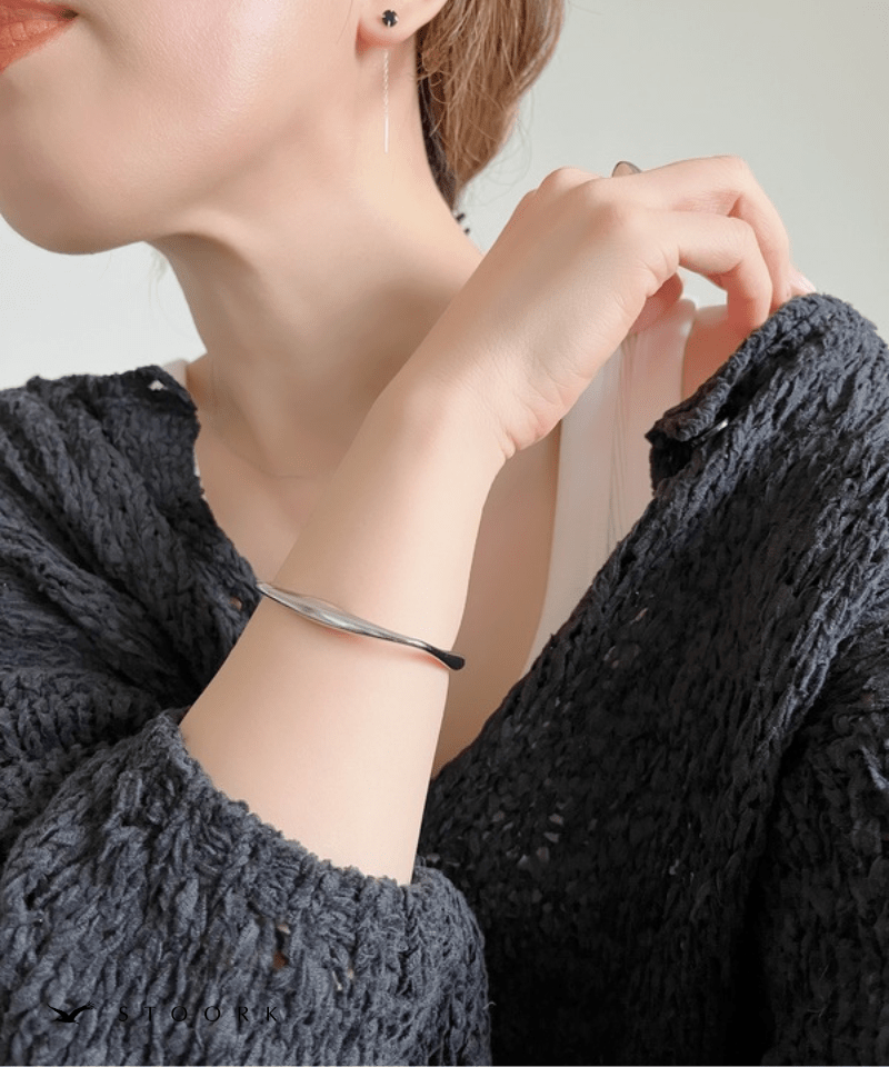 Minimal Nuance Open Bangle - stoork