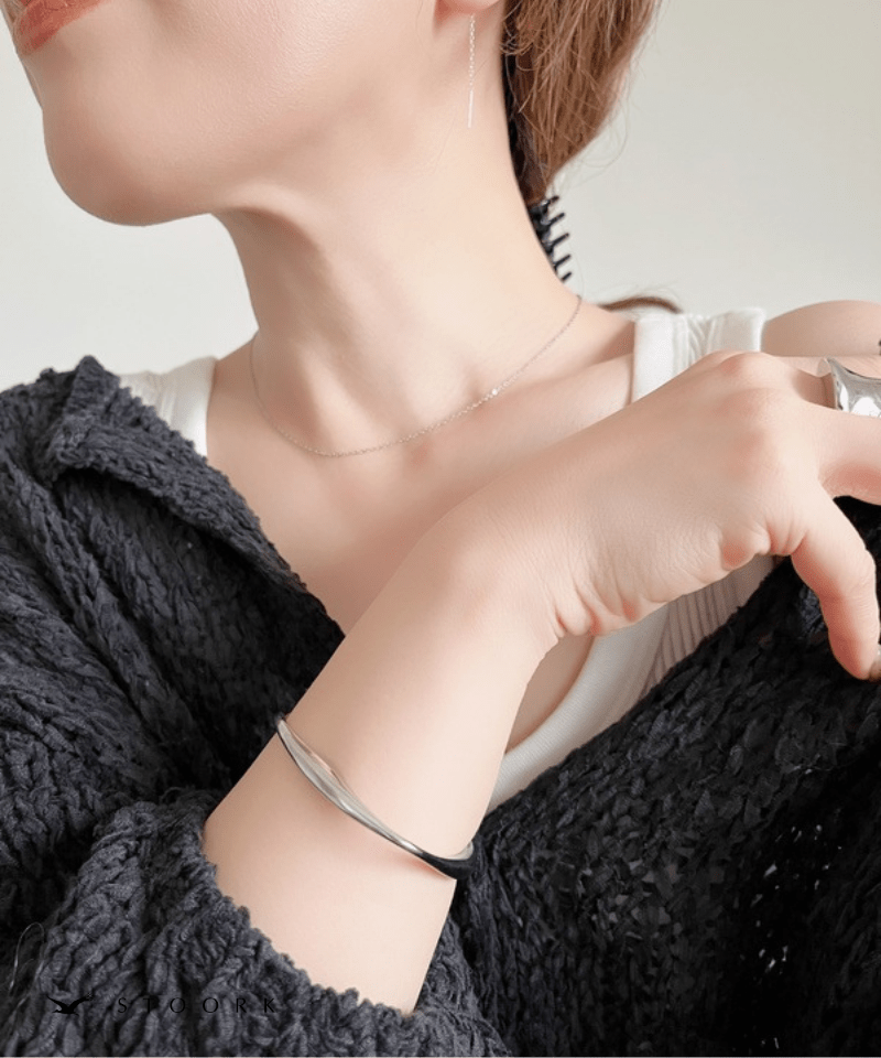 Minimal Nuance Open Bangle - stoork