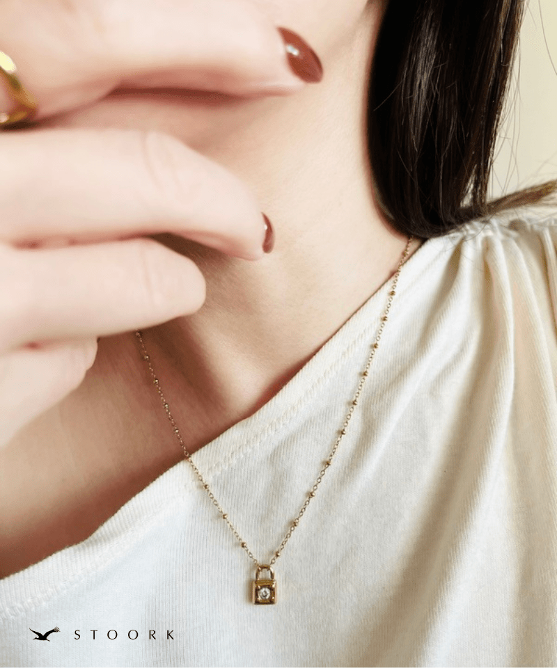 Padlock Top Necklace - stoork