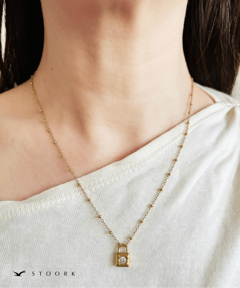 Padlock Top Necklace - stoork
