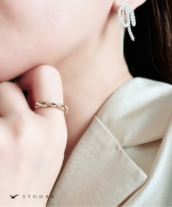 Pearl Metal Twist Ring - stoork