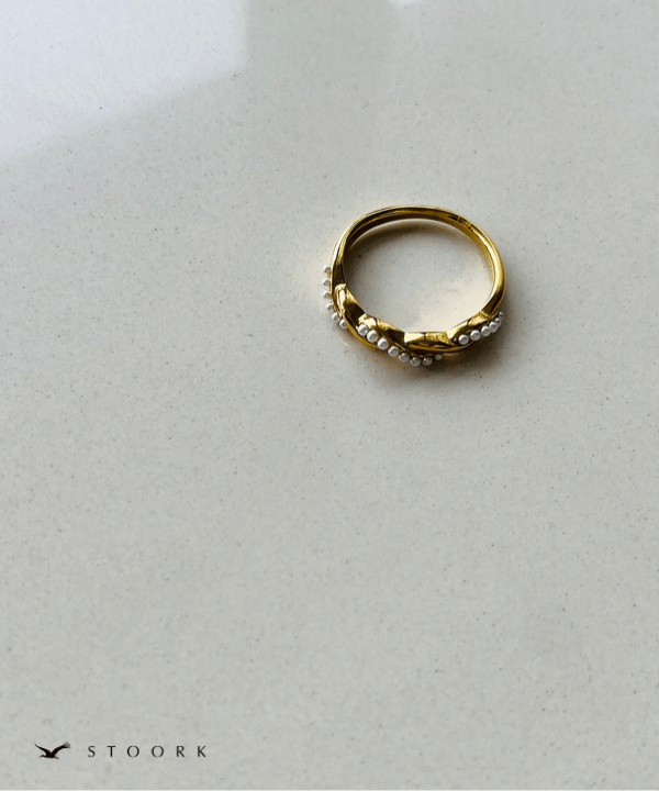 Pearl Metal Twist Ring - stoork