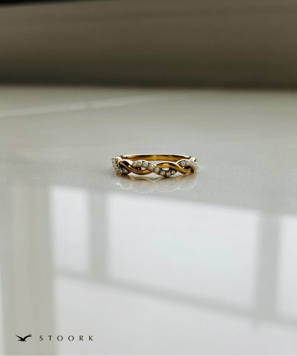 Pearl Metal Twist Ring - stoork
