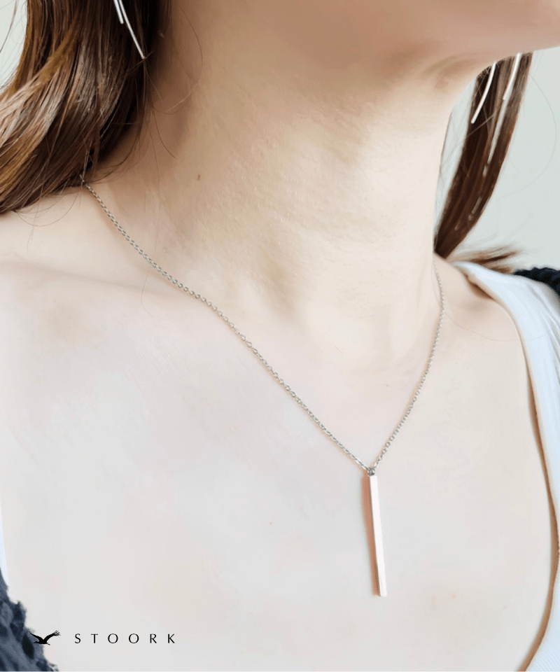 Skinny Pendant Necklace - stoork