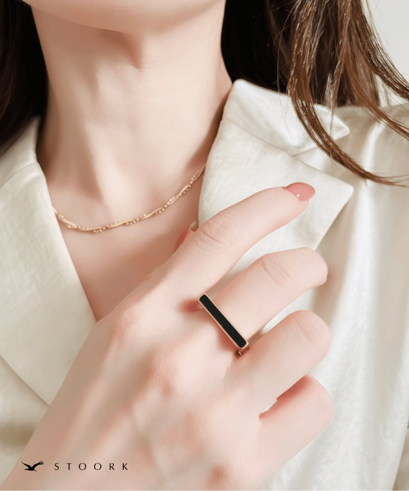 Square Black Line Ring - stoork