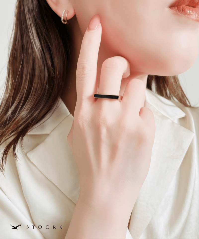 Square Black Line Ring - stoork